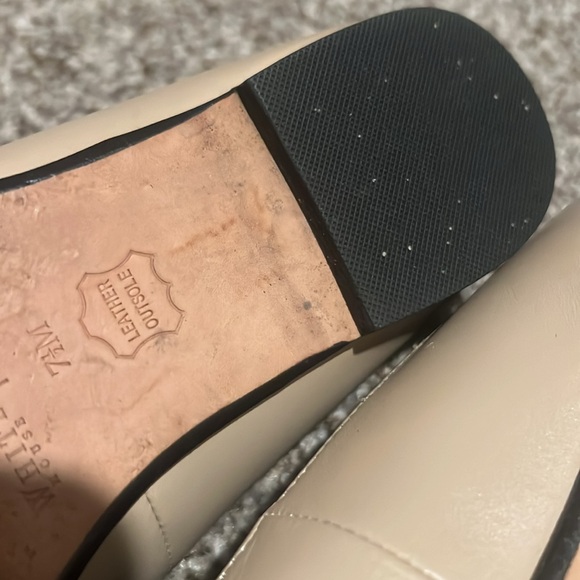 White House Black Market Beige and Black Women's Flats - Picture 4 of 5